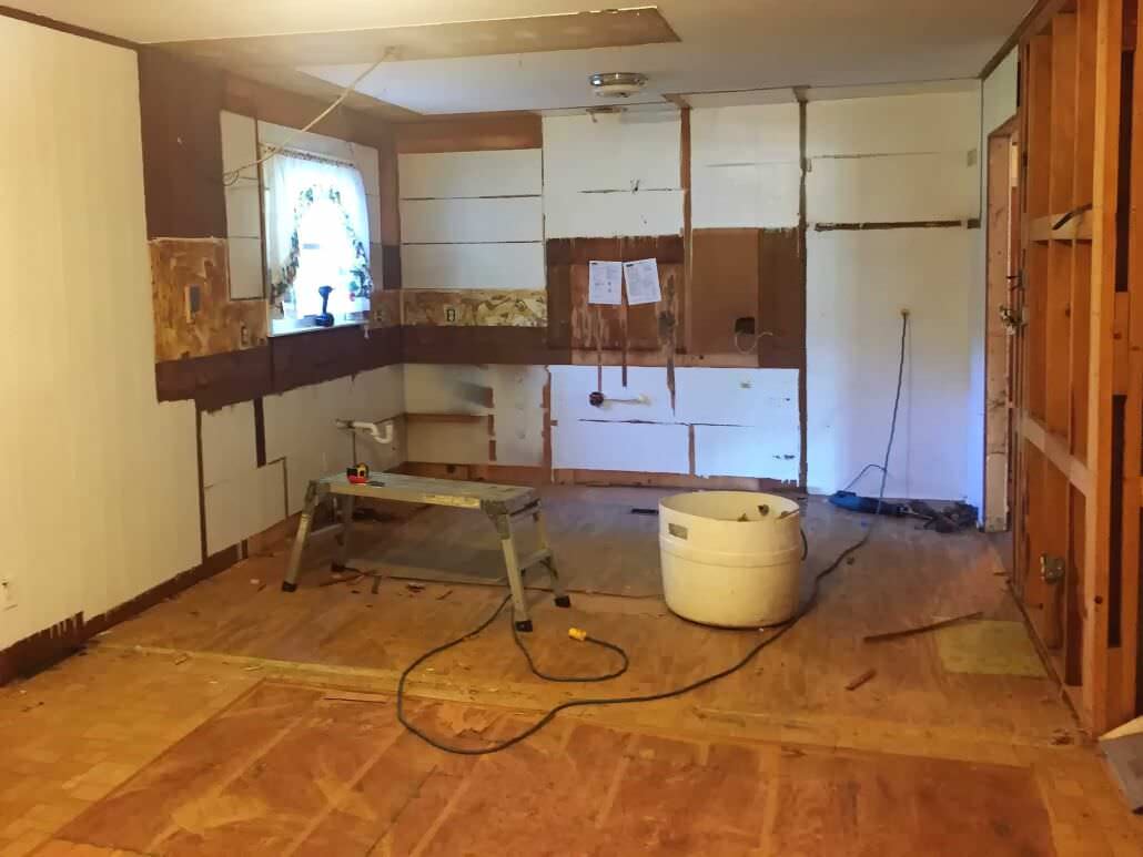tear out kitchen bar and build new
