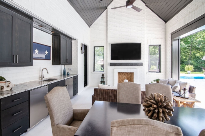 pool house with furtniture