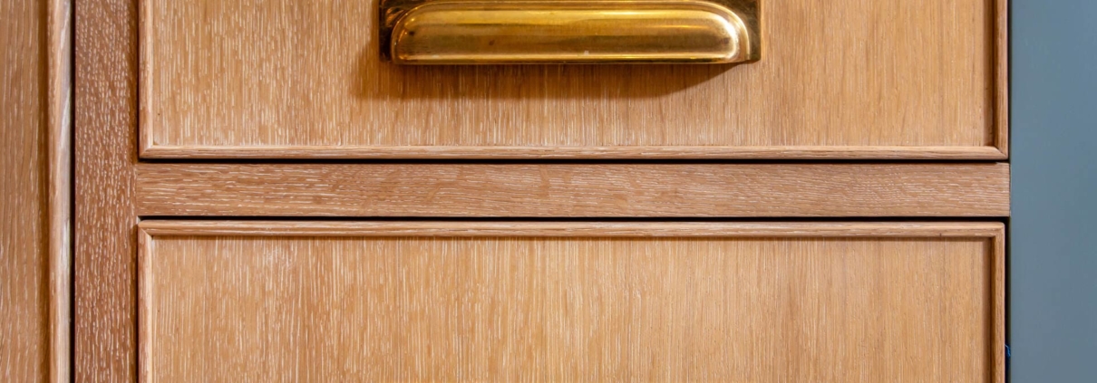 quarter sawn white oak kitchen