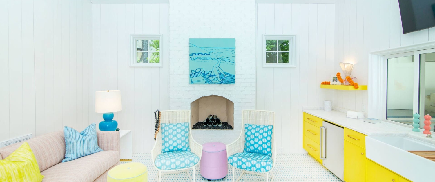 pool house kitchen and sitting room