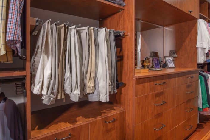 closet with counter decor