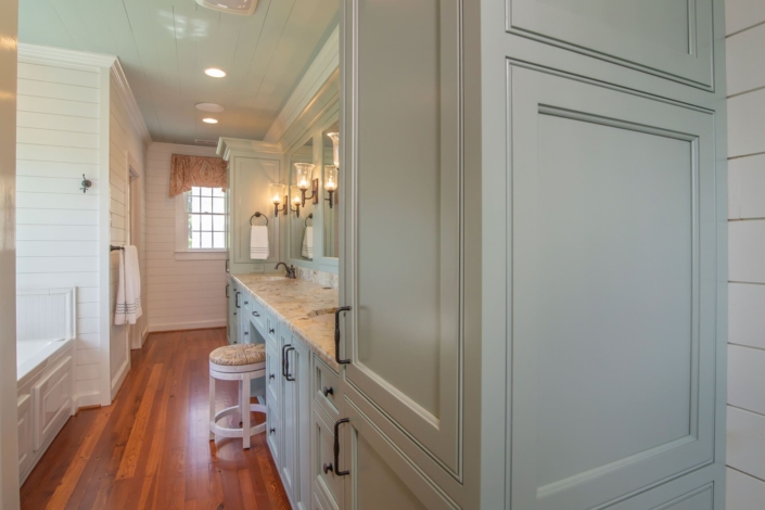 bathroom cabinet storage