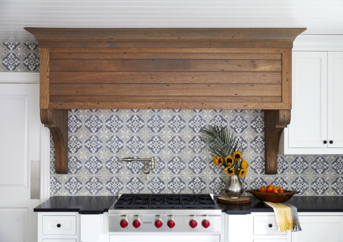 wooden hood and wallpaper