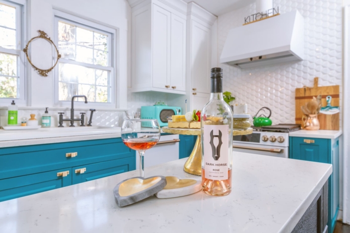 kitchen decor on an island