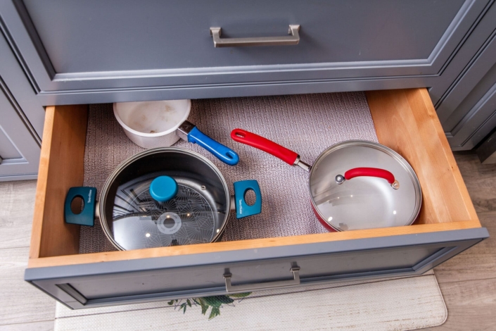 pot storage drawer