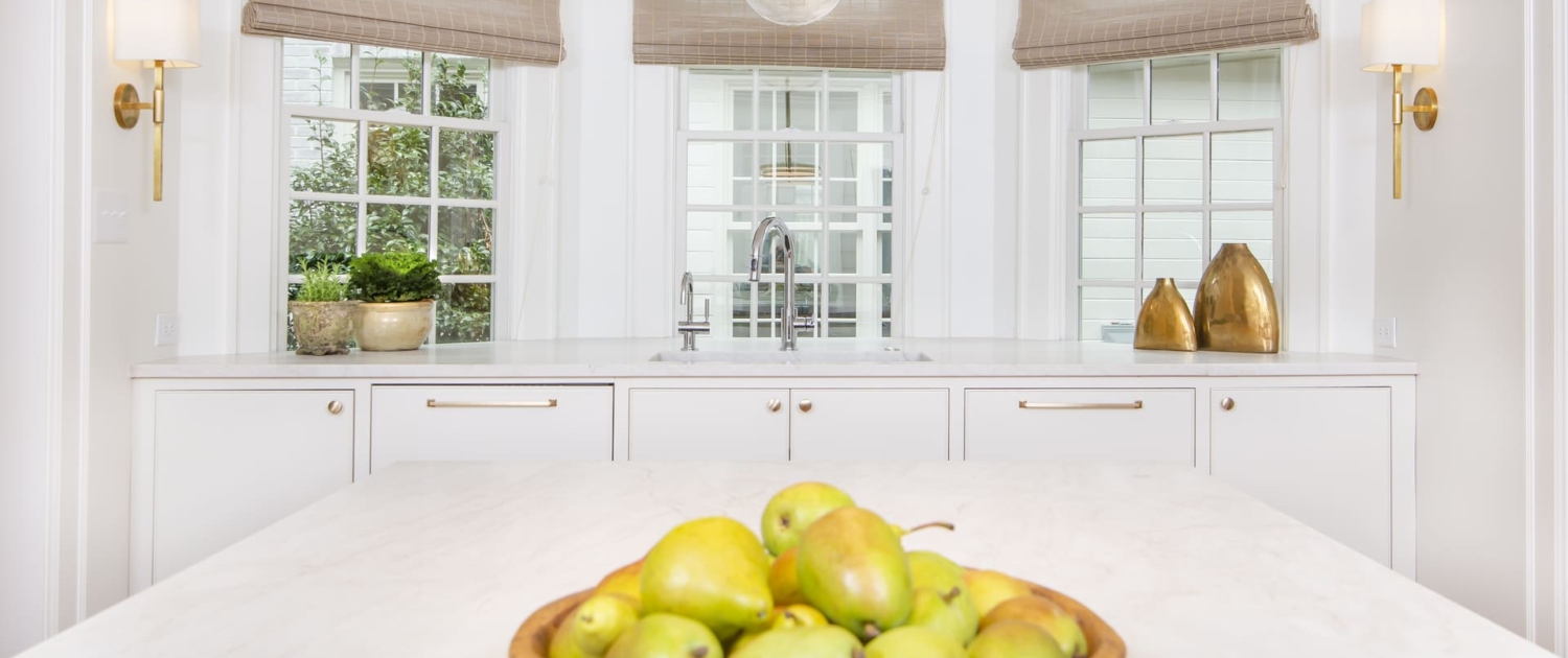pears and windows in a kitchen