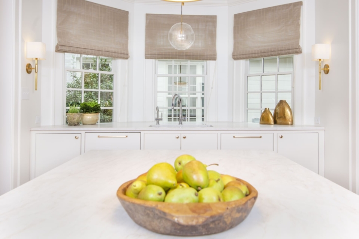 pears and windows in a kitchen