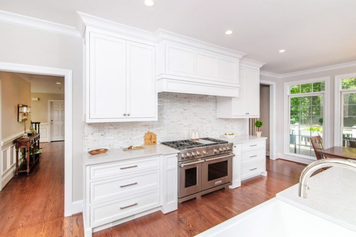kitchen with tile backsplash