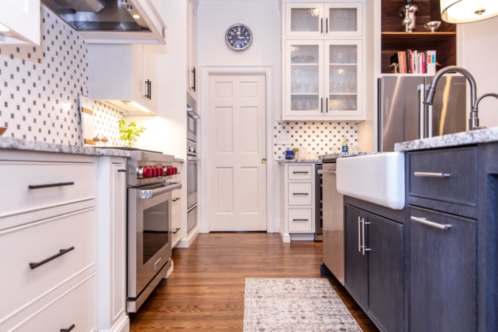 kitchen with tile backsplash